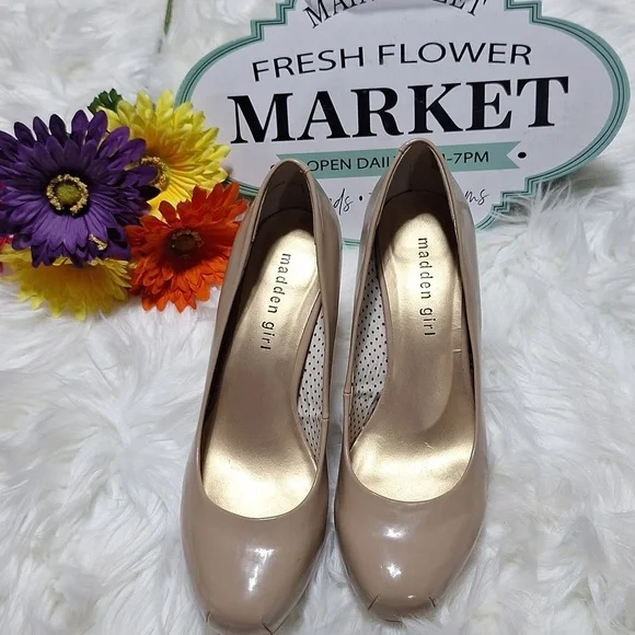 Madden girl 7.5 tan pumps, Beautiful career shoes, - Picture 2 of 6